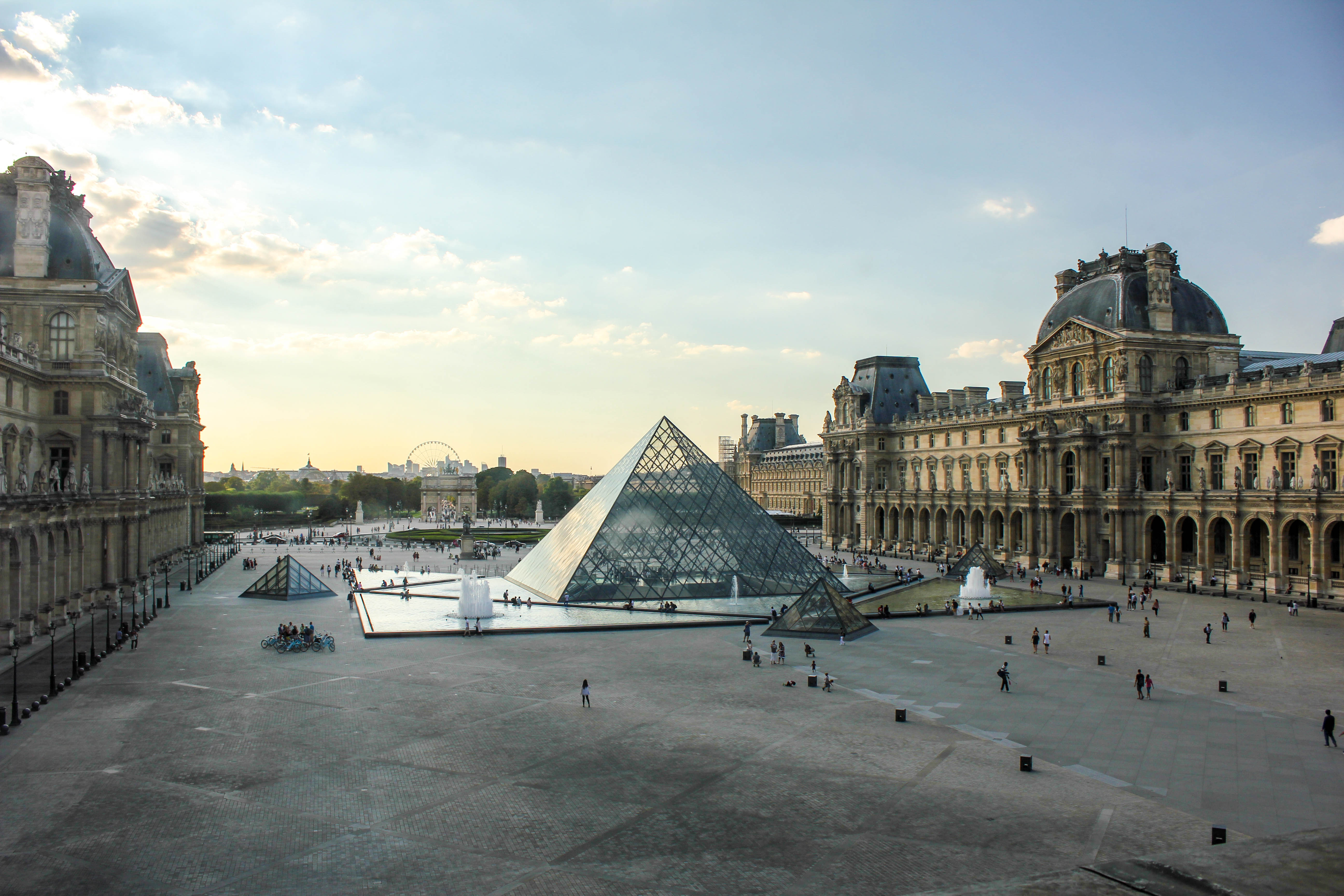 Top 10 Paris Experiences For Your Solo Trip - The Single Traveller